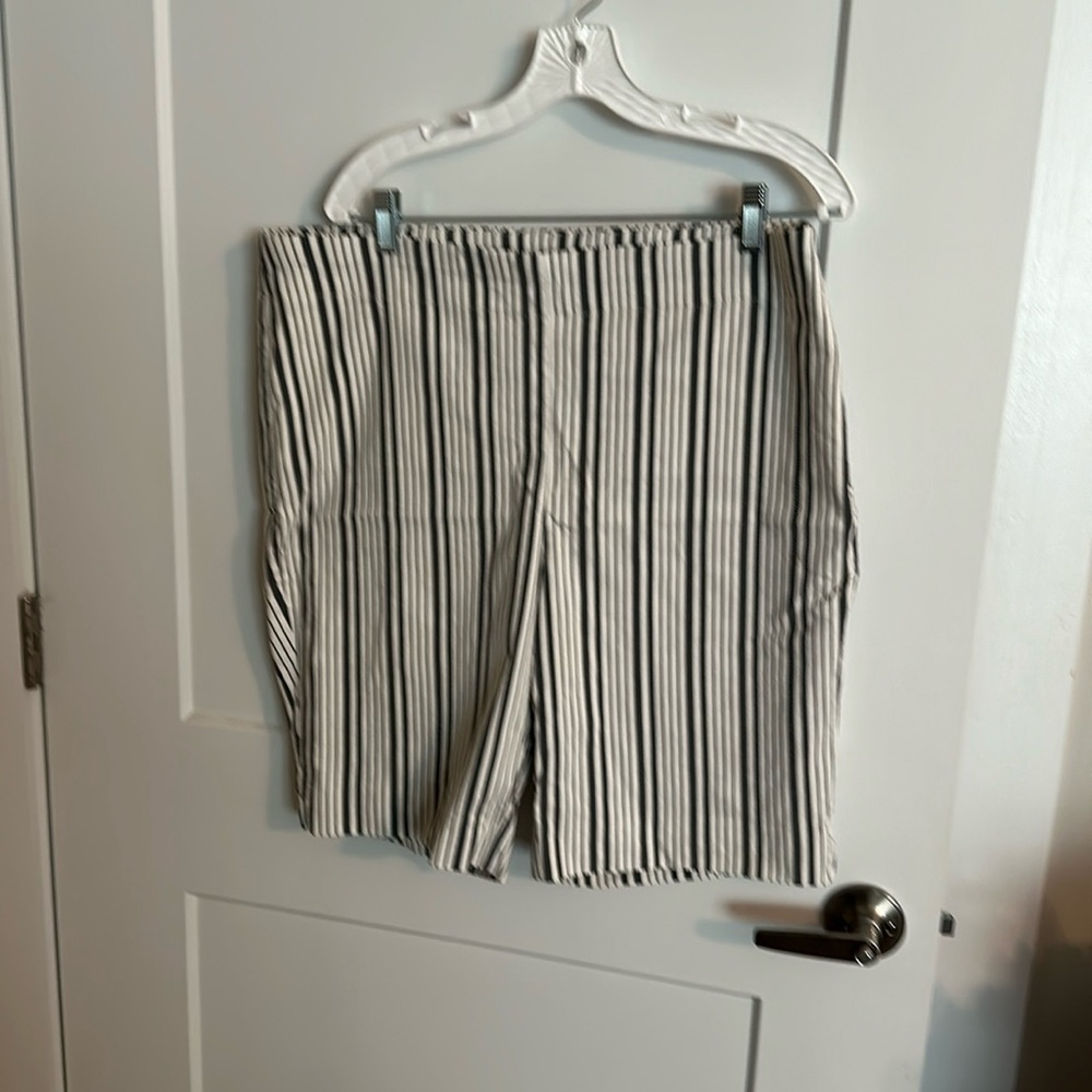 Chicos size 3 stretchy shorts fits 14-18. Barely worn